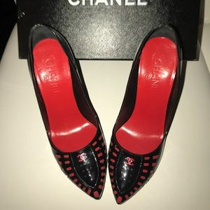 Authentic Chanel pump